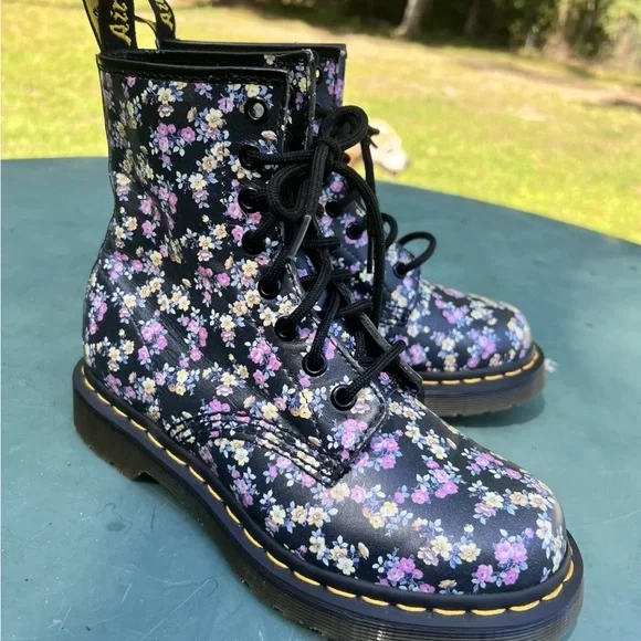 Dr. Martens Black Floral Lace-Up Combat Boots - Picture 10 of 13